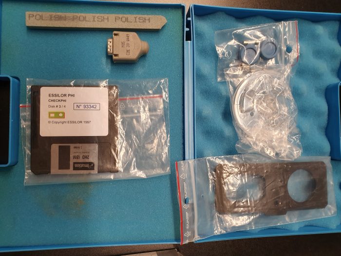 Essilor Randbearbeitungs- maschine / Schleifautomat – Bild 7